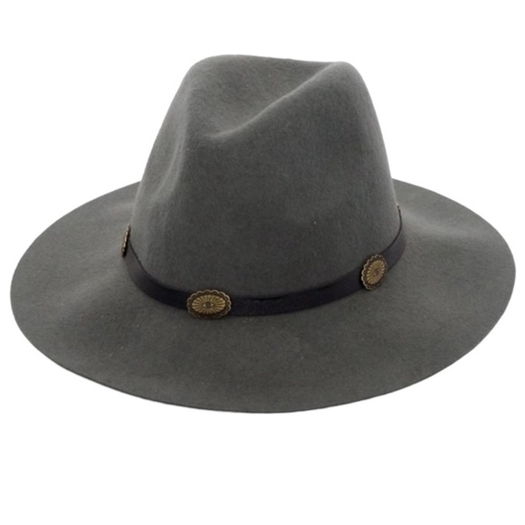 NWT 100% Wool Boho Gray Hat With Leather Band and Metal Western Concho Accent - Picture 1 of 6